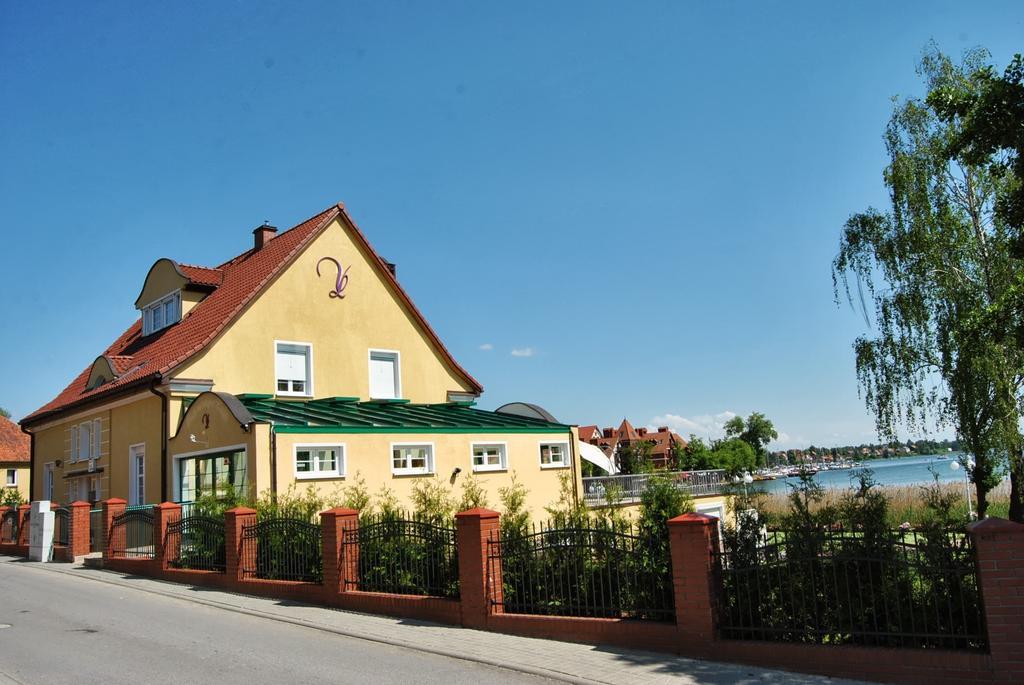Villa Le Lux Mikołajki Exterior photo